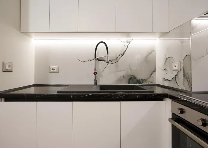 Jora Luxury Tirane *